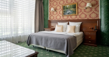 Номер для молодоженов в подарок